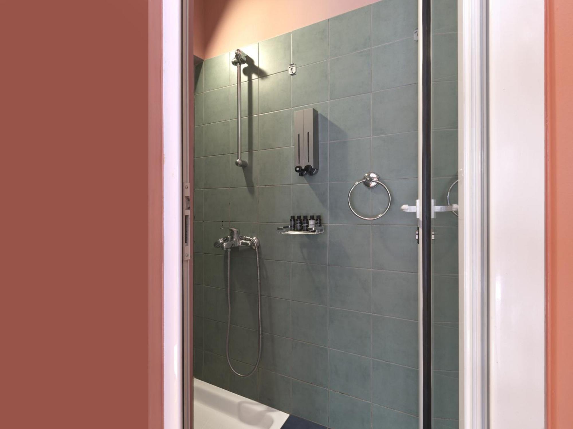 Koukaki Garden Escape Child Friendly Apartment Athens Luaran gambar