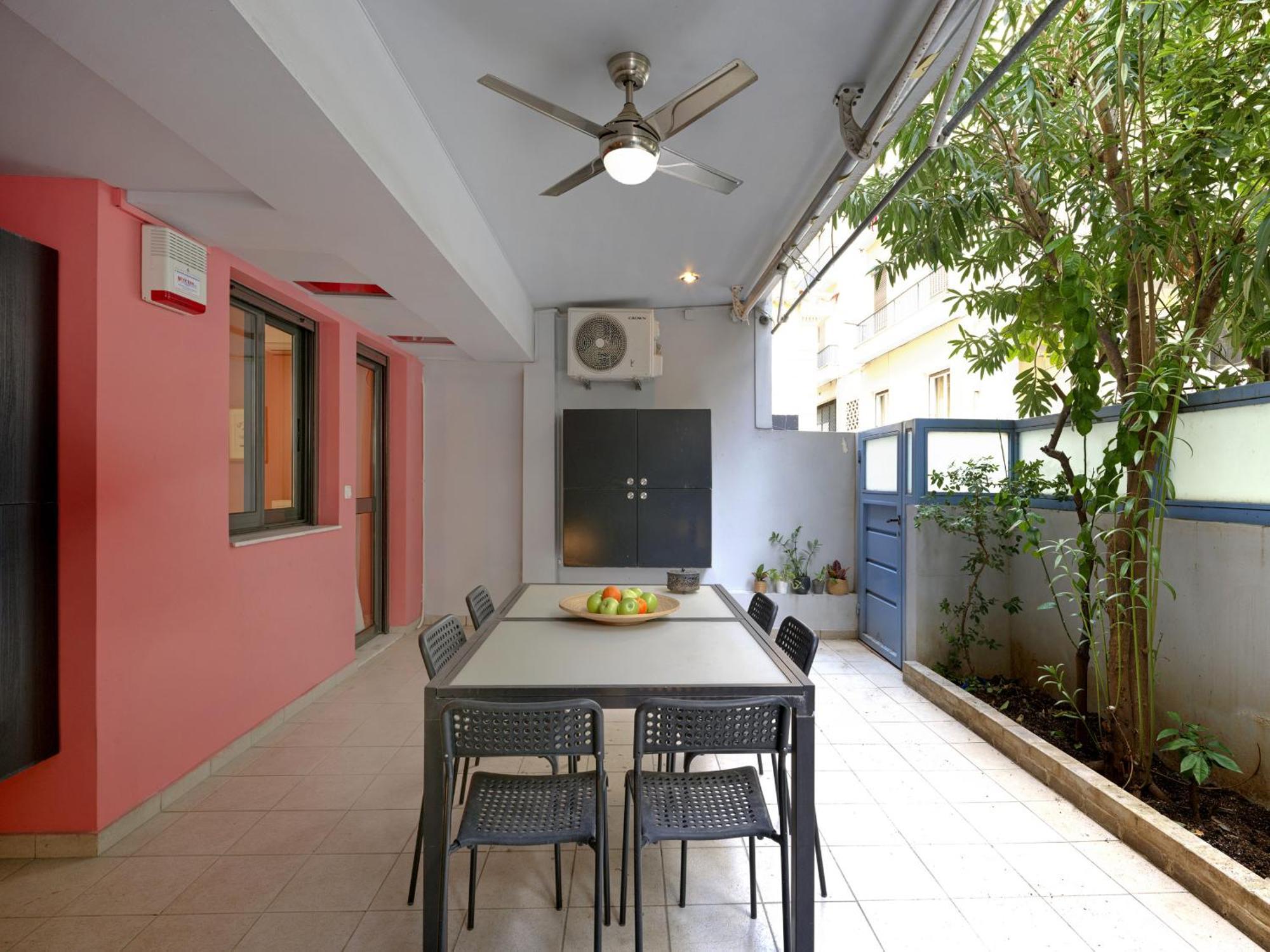 Koukaki Garden Escape Child Friendly Apartment Athens Luaran gambar